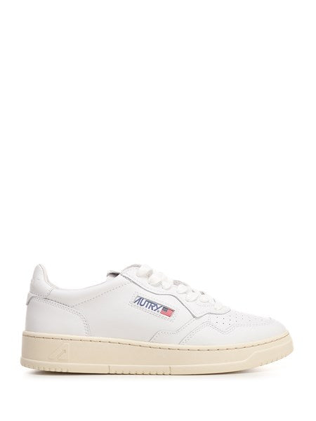 Autry
Sneakers "Medalist" bianca