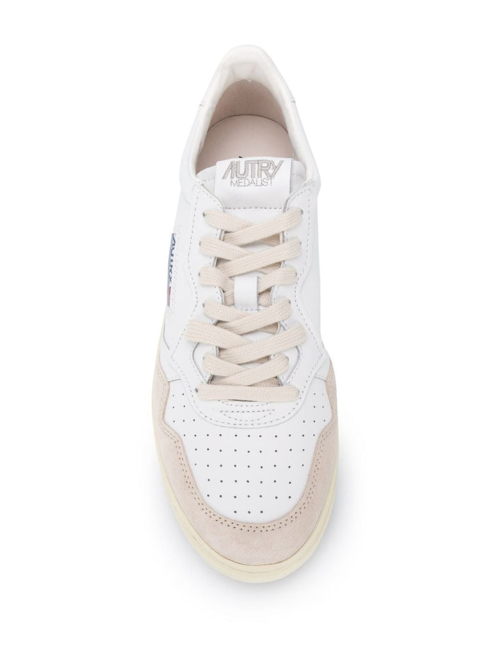 Sneakers Medalist