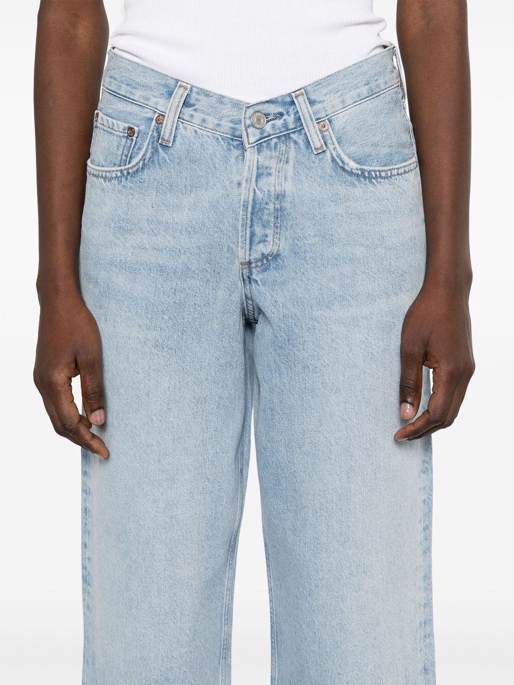 AGOLDE
Jeans con vita a V