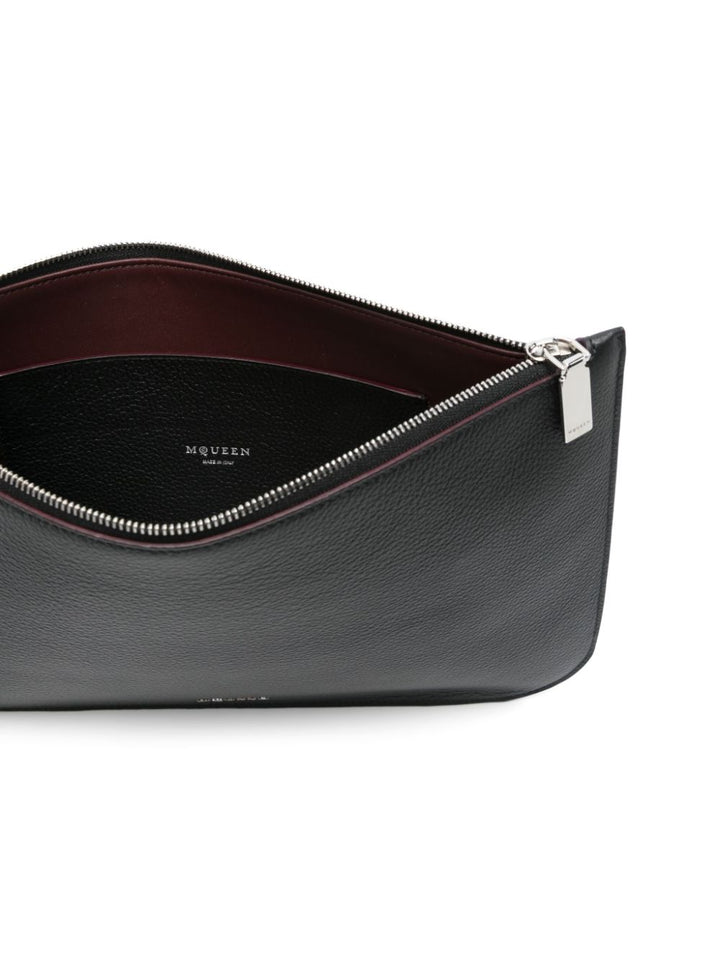 Alexander McQueen
Clutch con logo
