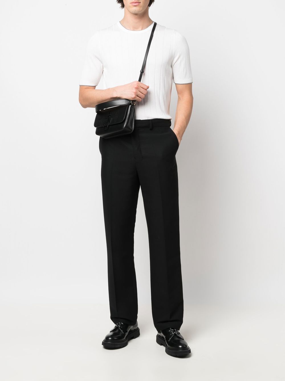 Barba
Maglia a maniche corte