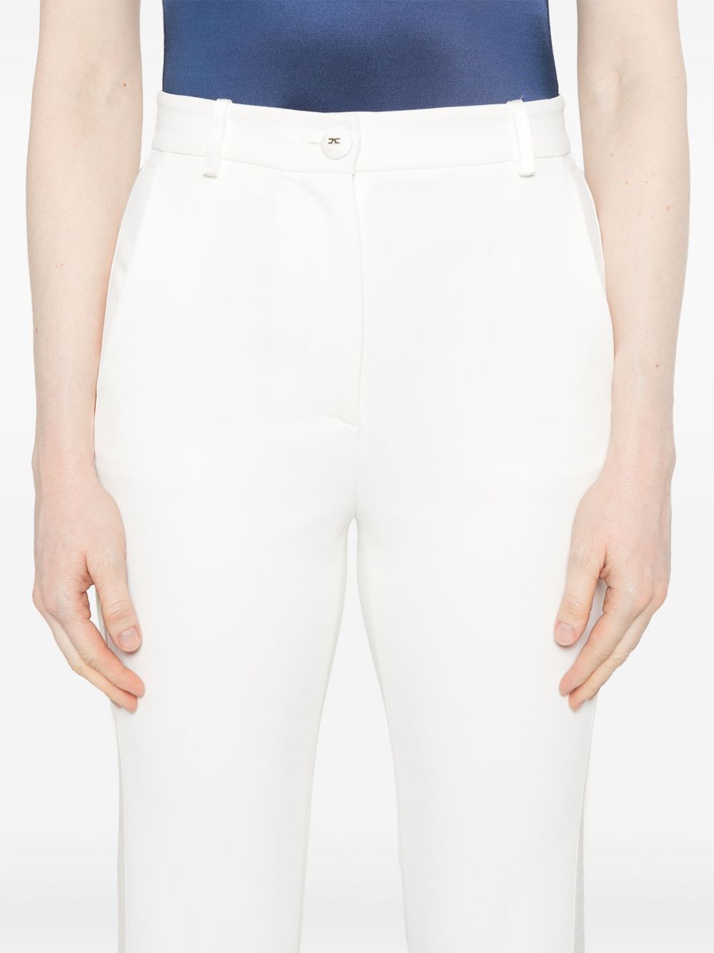 Elisabetta Franchi
pantaloni in crêpe con bande di raso
