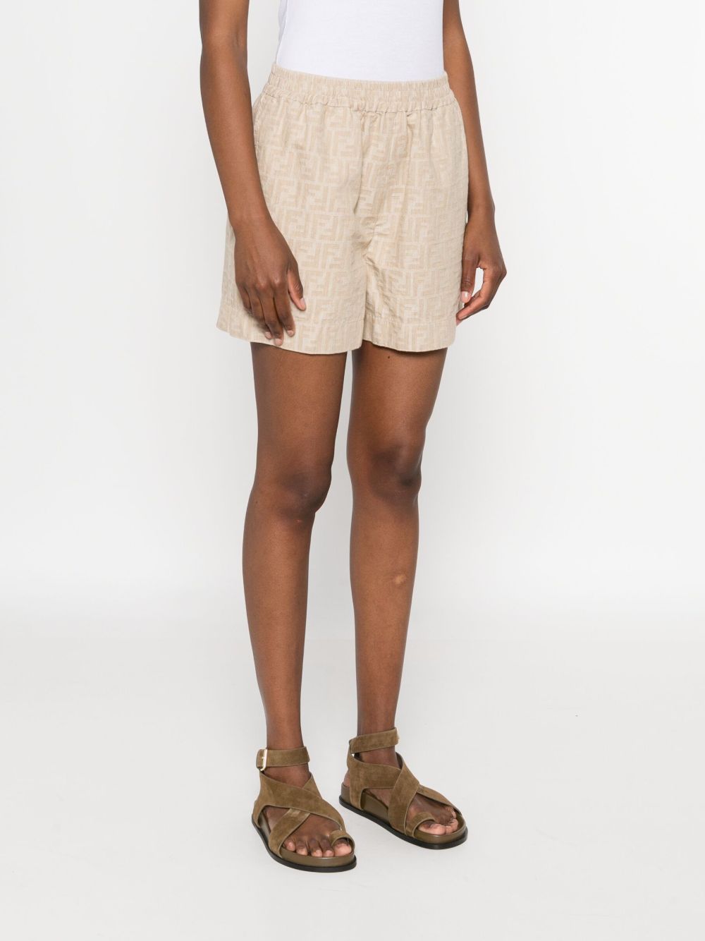 Fendi Short
Short in chambray FF beige