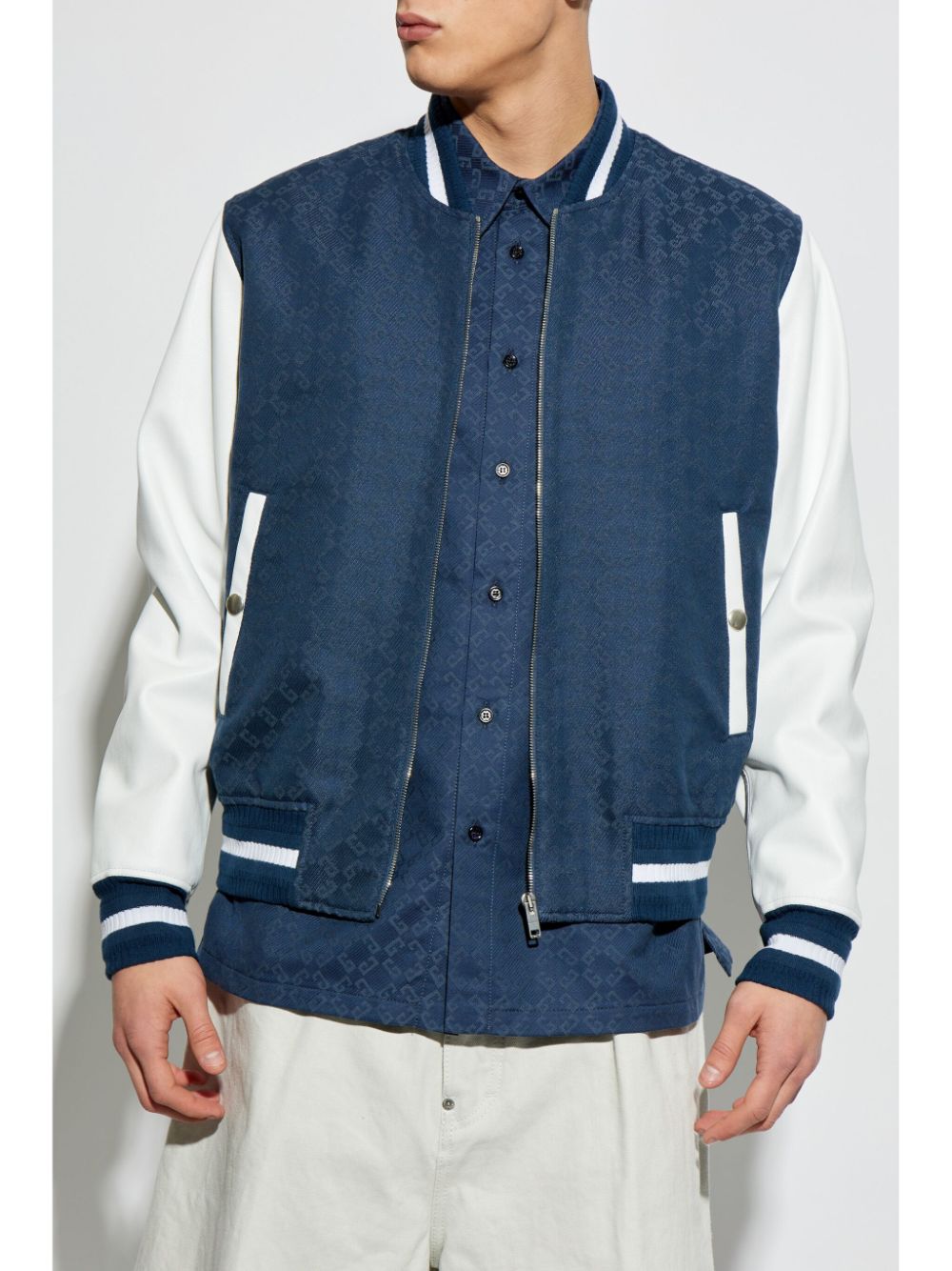 Givenchy
Bomber con monogramma jacquard