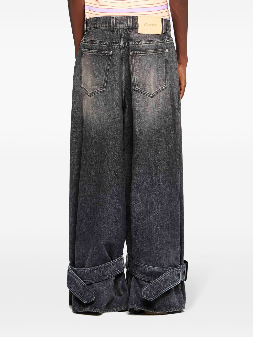 JW Anderson
Jeans con fibbia