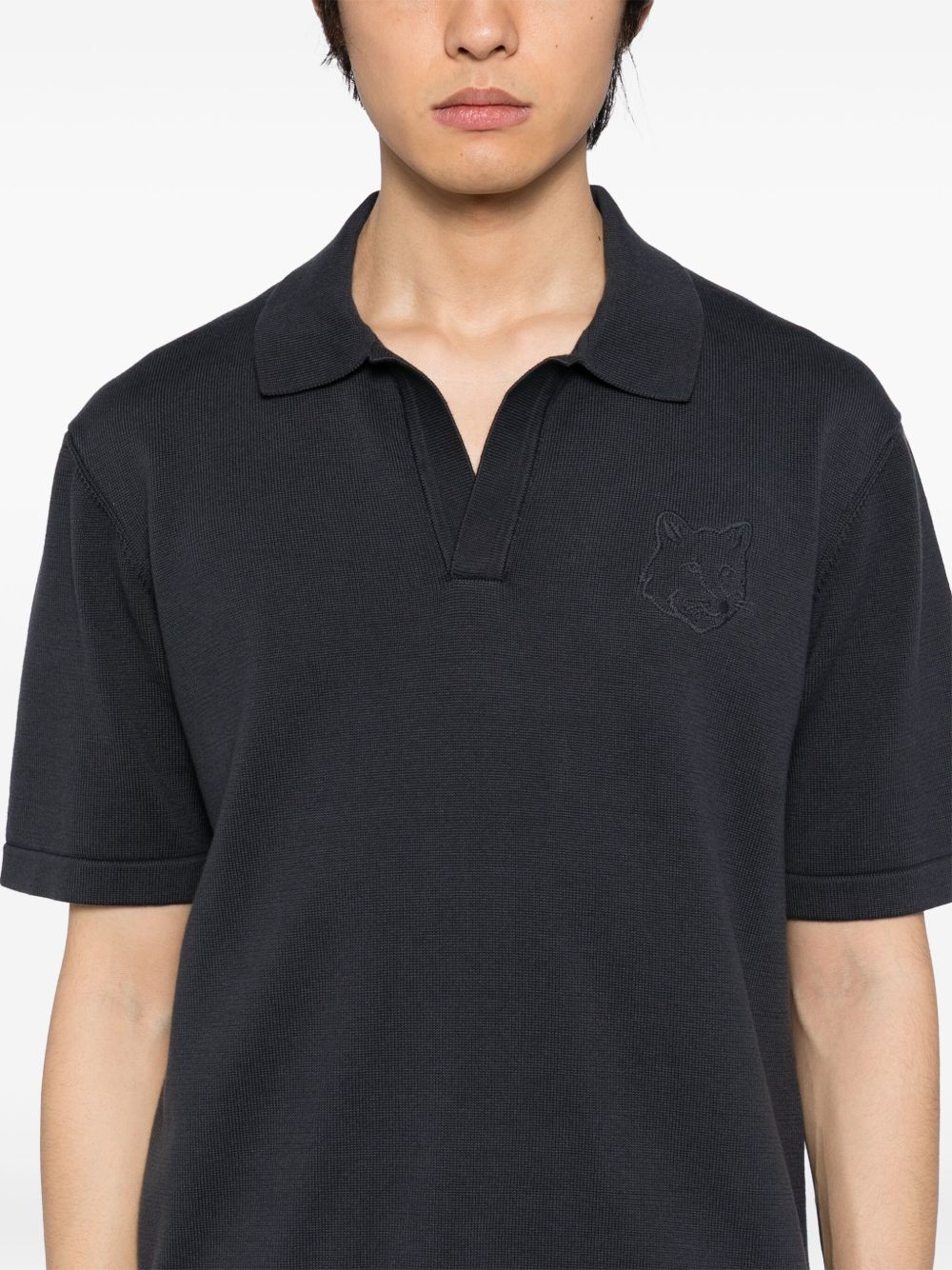 Maison Kitsuné
Polo Bold Fox in maglia con ricamo