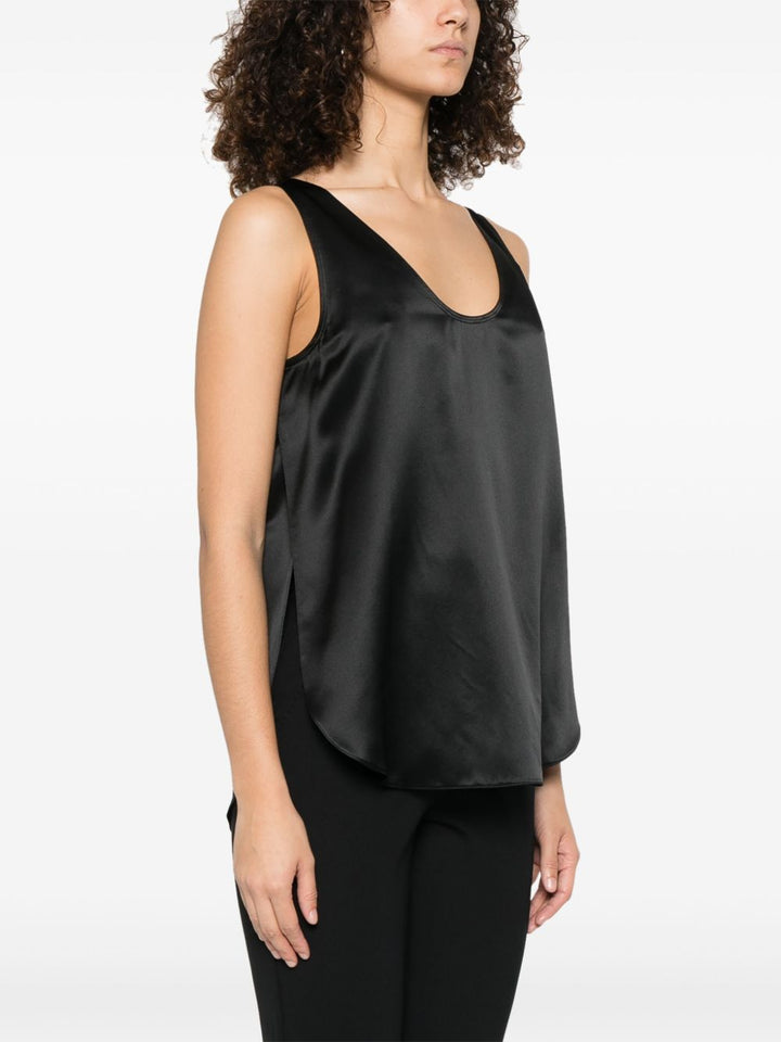 Max Mara
Top Filly