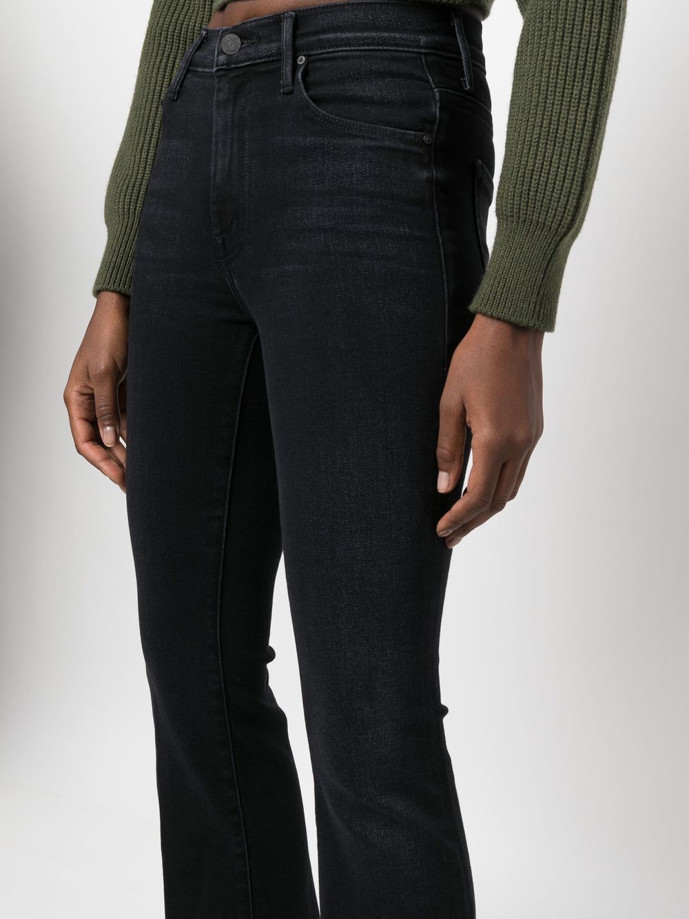 MOTHER
Jeans svasati slim