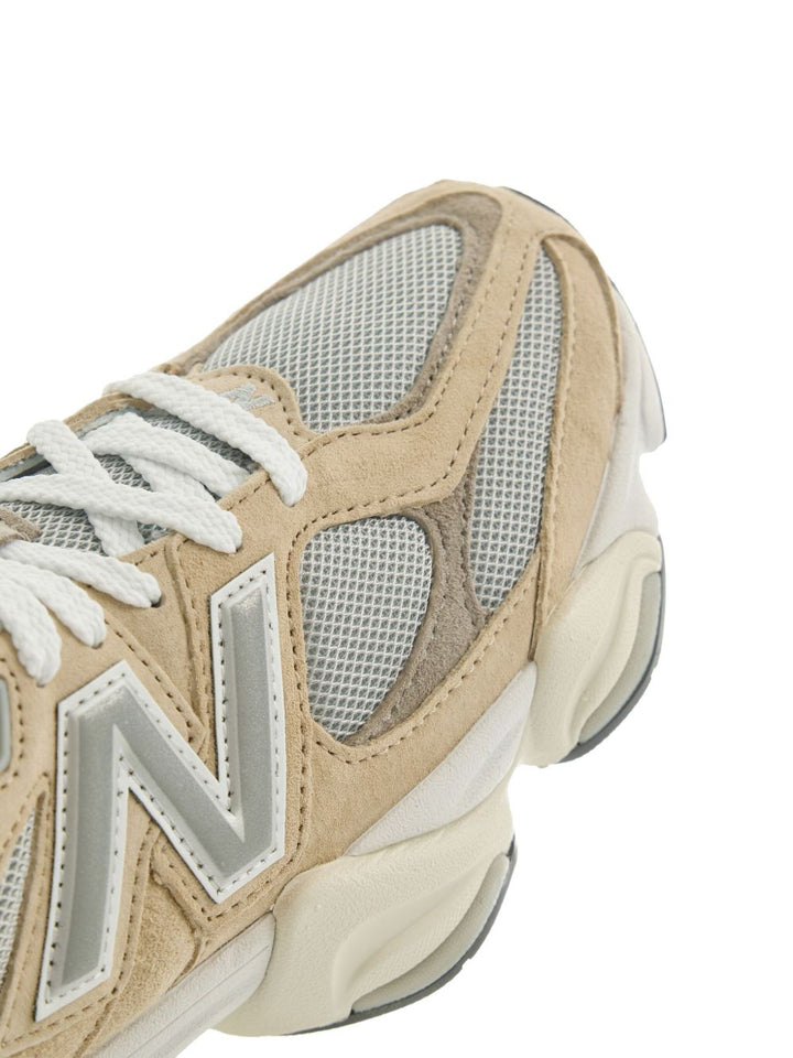 New Balance
Sneakers 9060