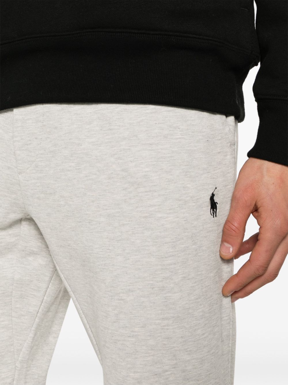 Polo Ralph Lauren
Pantaloni sportivi con ricamo Polo Pony