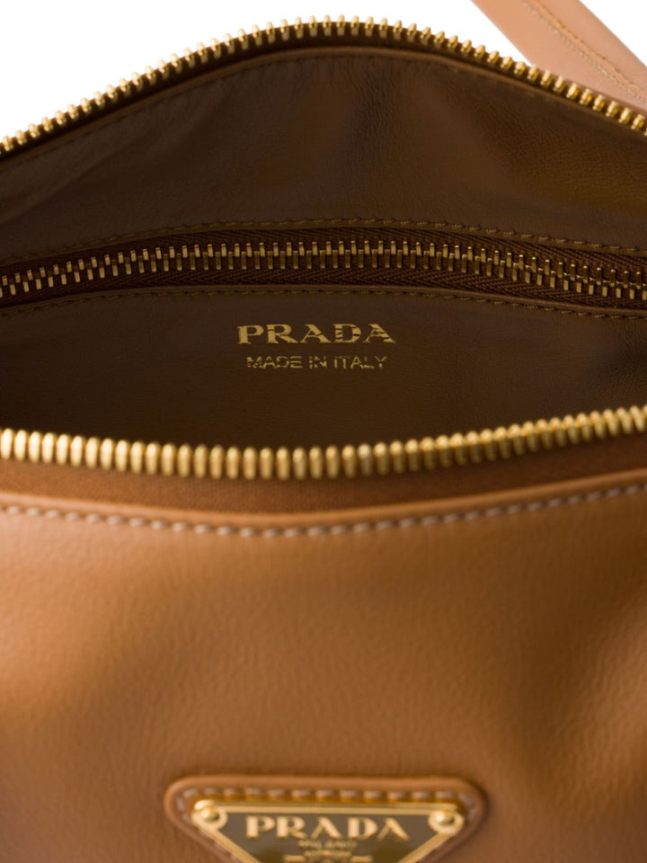 Prada
Borsa tote media in pelle