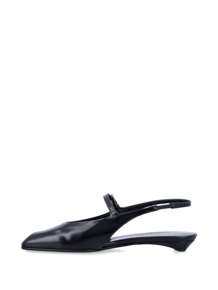 Prada
Ballerine in pelle con cinturino posteriore