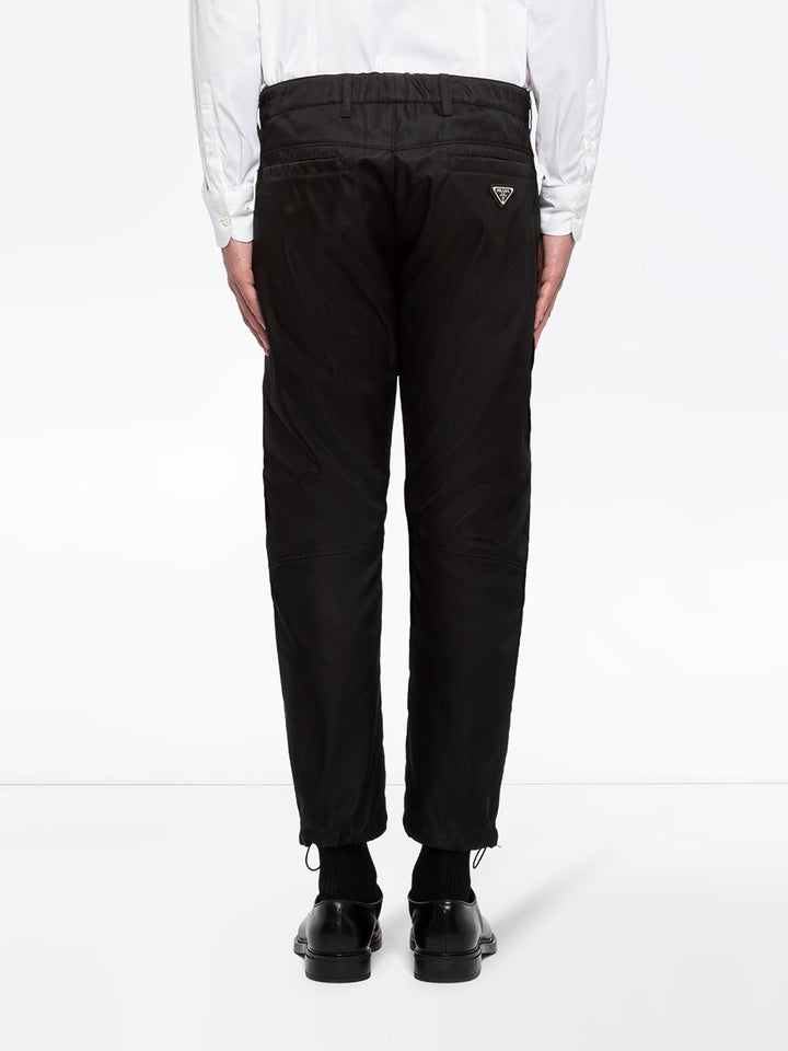 Prada
Pantaloni crop Re-Nylon