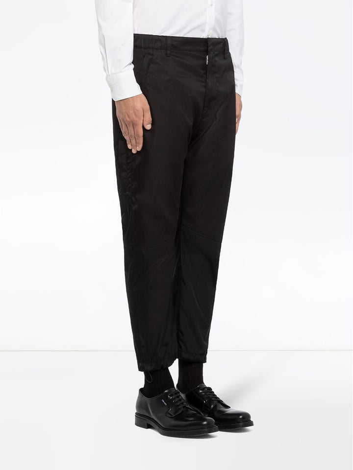 Prada
Pantaloni crop Re-Nylon