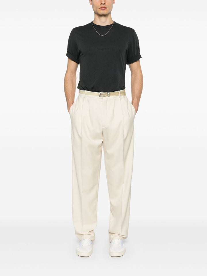 Saint Laurent
T-shirt nera slavata in cotone.