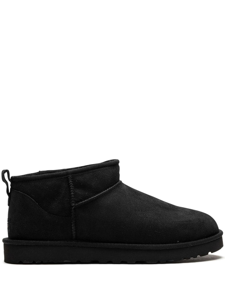 UGG
Stivali Classic Ultra