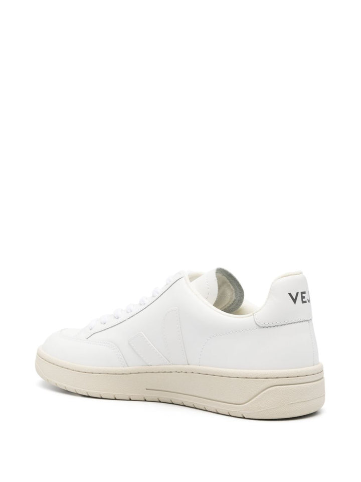 VEJA
Sneakers