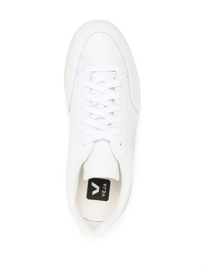VEJA
Sneakers