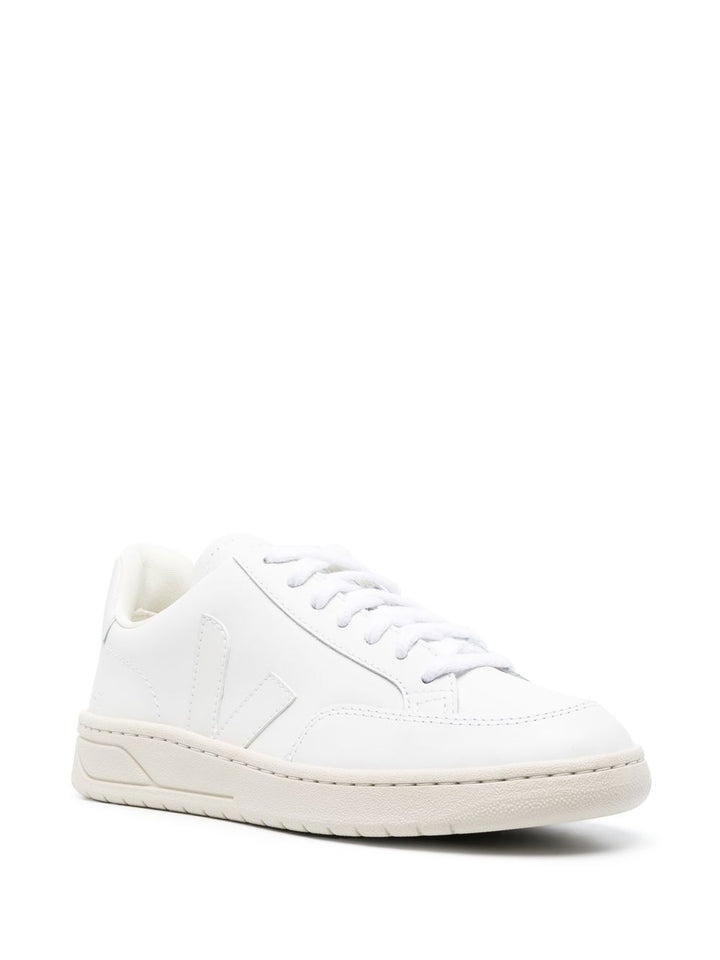 VEJA
Sneakers