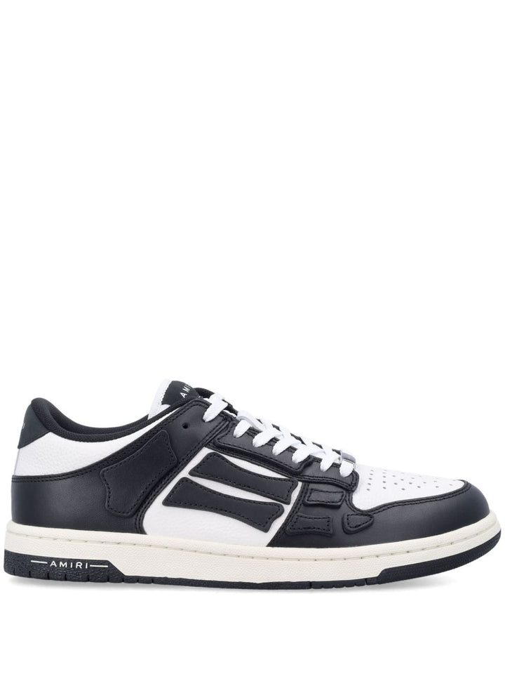 Sneakers" Skel"