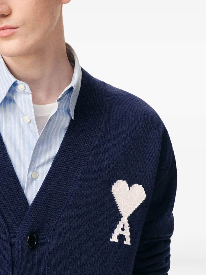 Cardigan con bottoni
