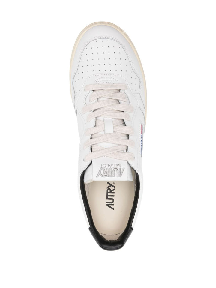 Sneakers Medalist