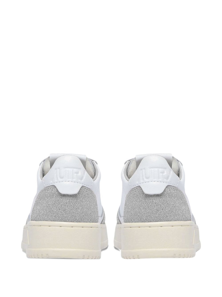 Sneakers Medalist