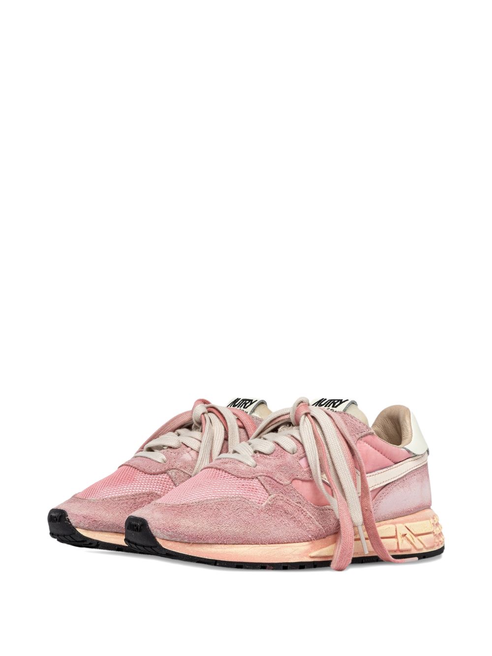 Sneakers con ciondolo