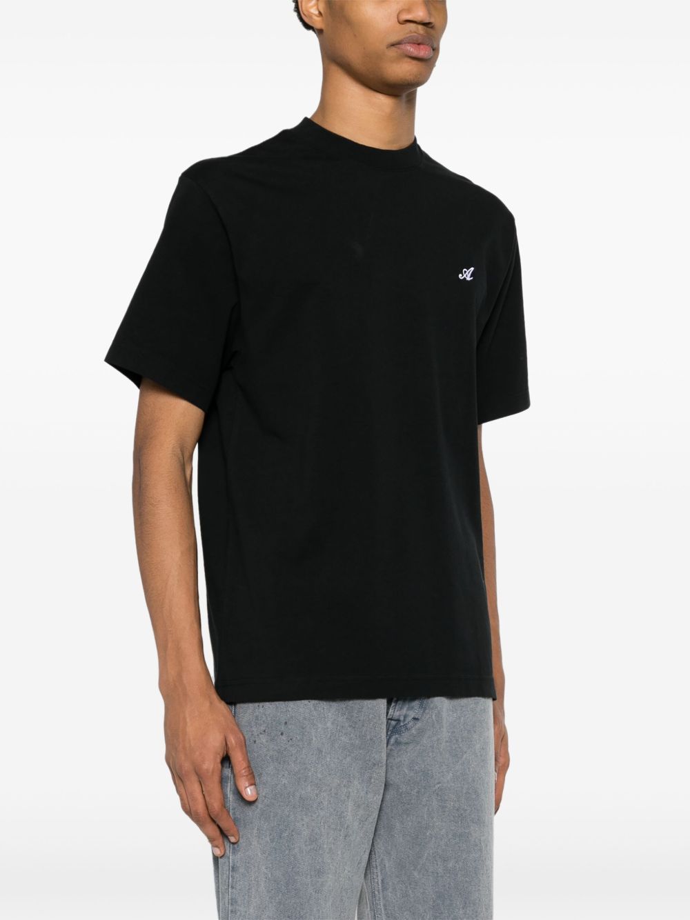 T-shirt con ricamo