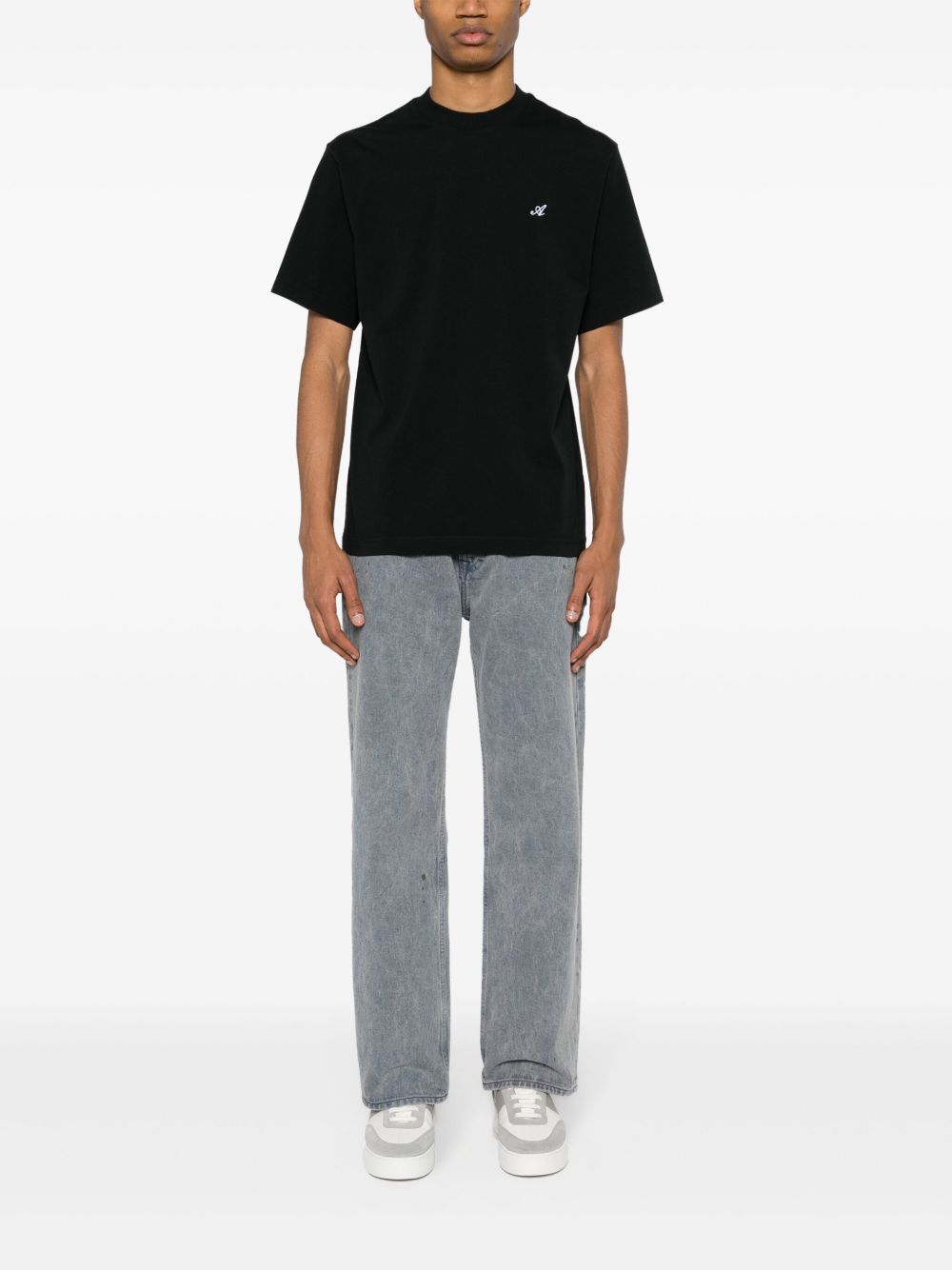 T-shirt con ricamo