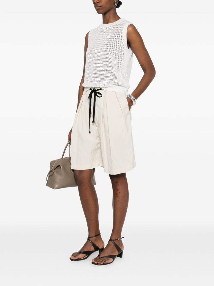 Shorts con cintura