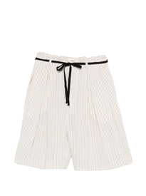 Shorts a righe con cintura