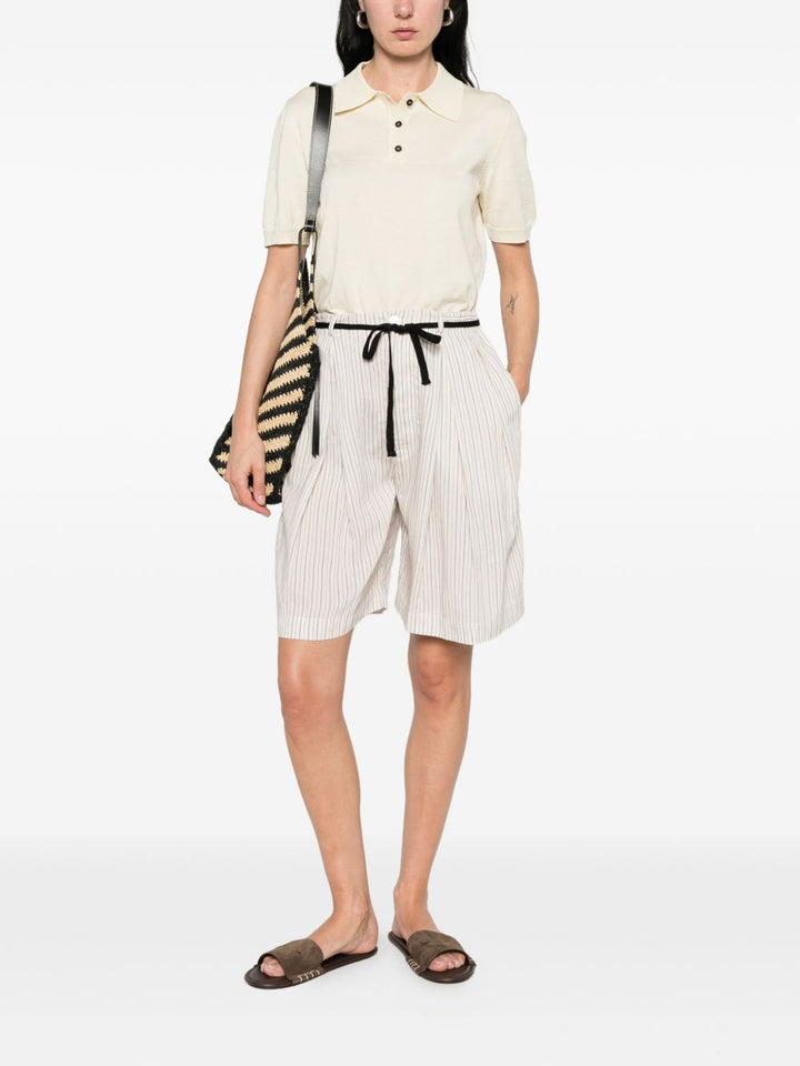 Shorts a righe con cintura