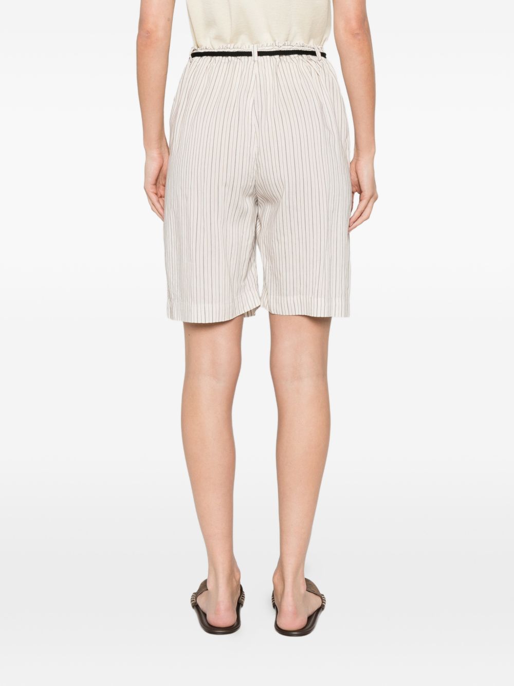 Shorts a righe con cintura