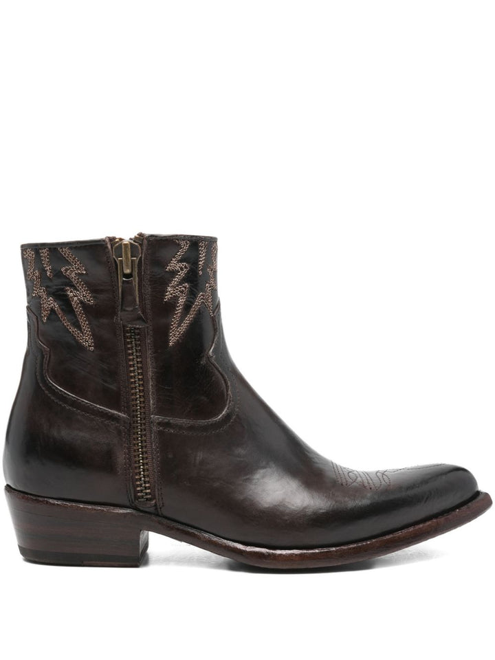 Stivaletto in pelle e ricami
