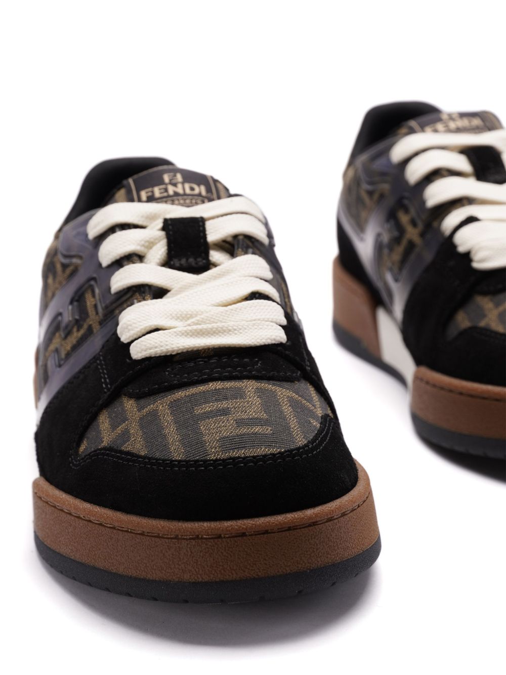 Sneaker "Fendi Match"