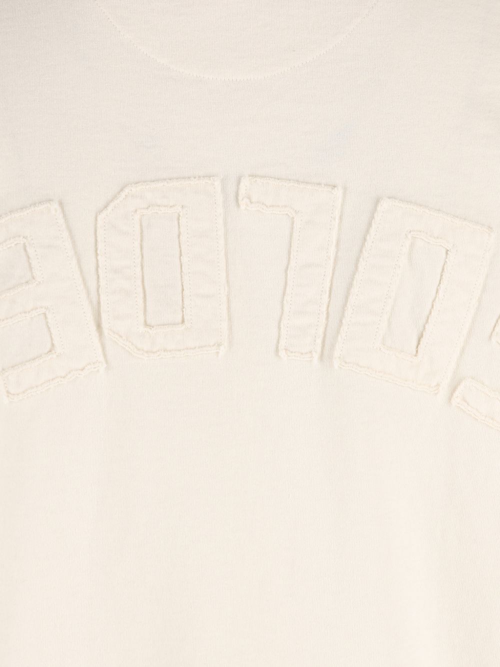 maglietta con logo in lettere tono su tono