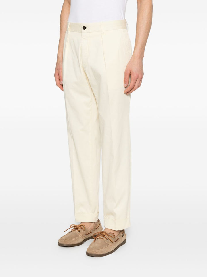Pantaloni con pinces