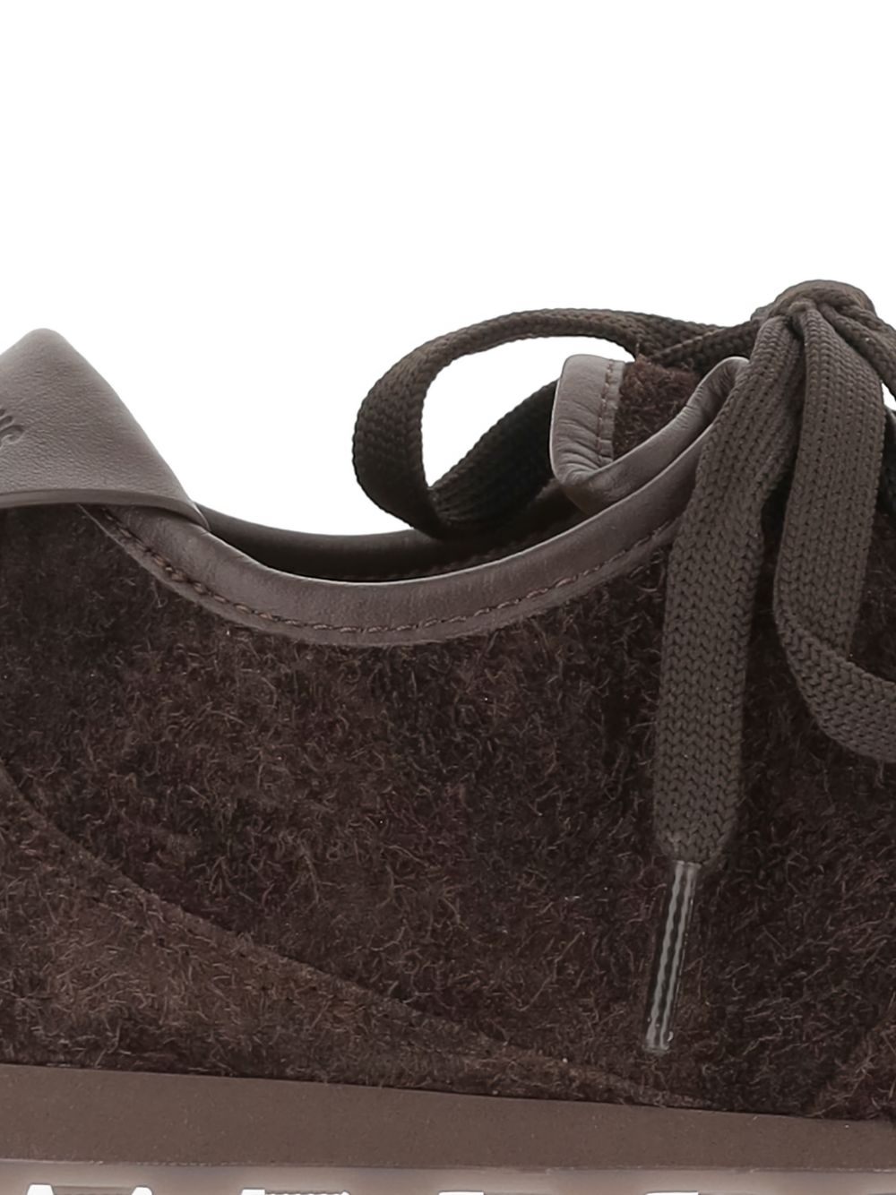Sneakers "Les Tennis"