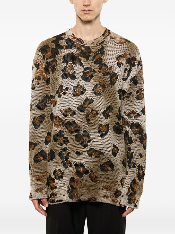 Maglione con stampa leopardata