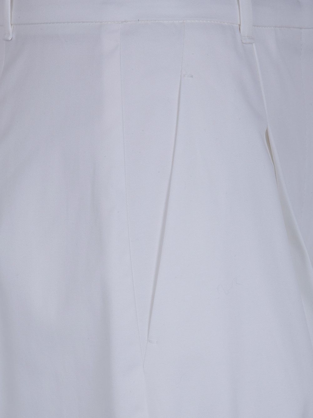 Pantaloni a gamba ampia con pieghe