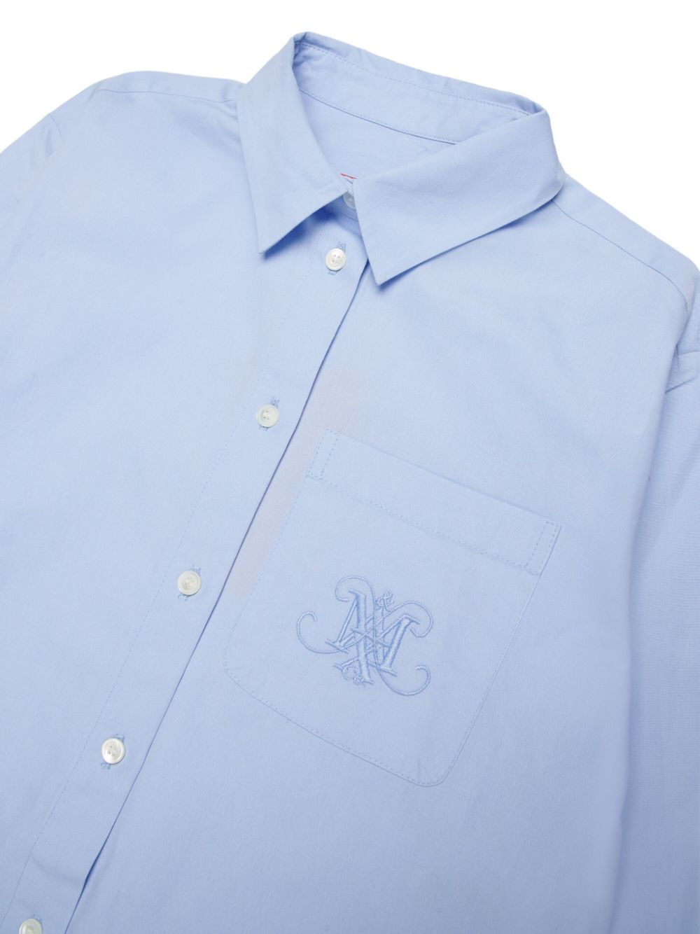 Camicia con ricamo sul taschino