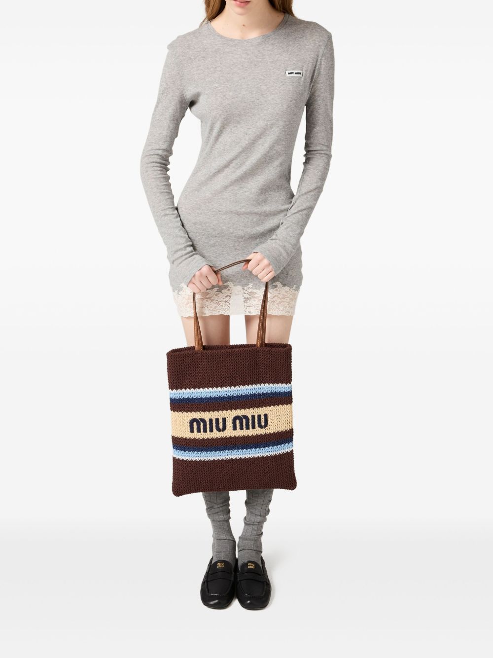 Borsa tote all'uncinetto