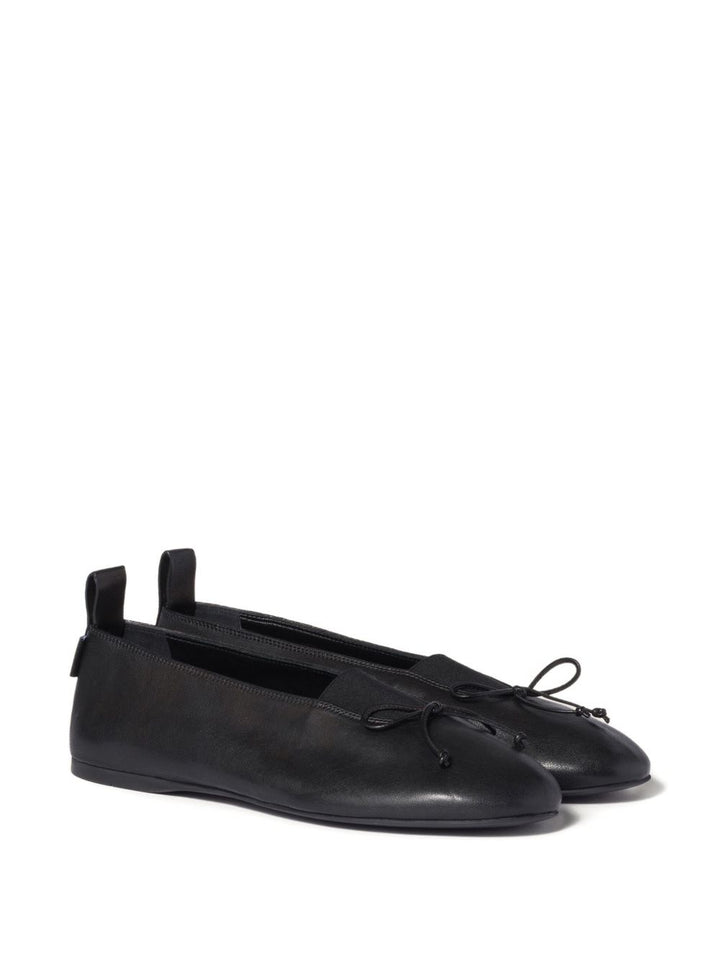 Ballerine "Élan" in pelle con fiocco