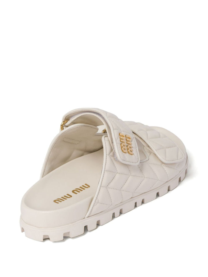 Sandali slides