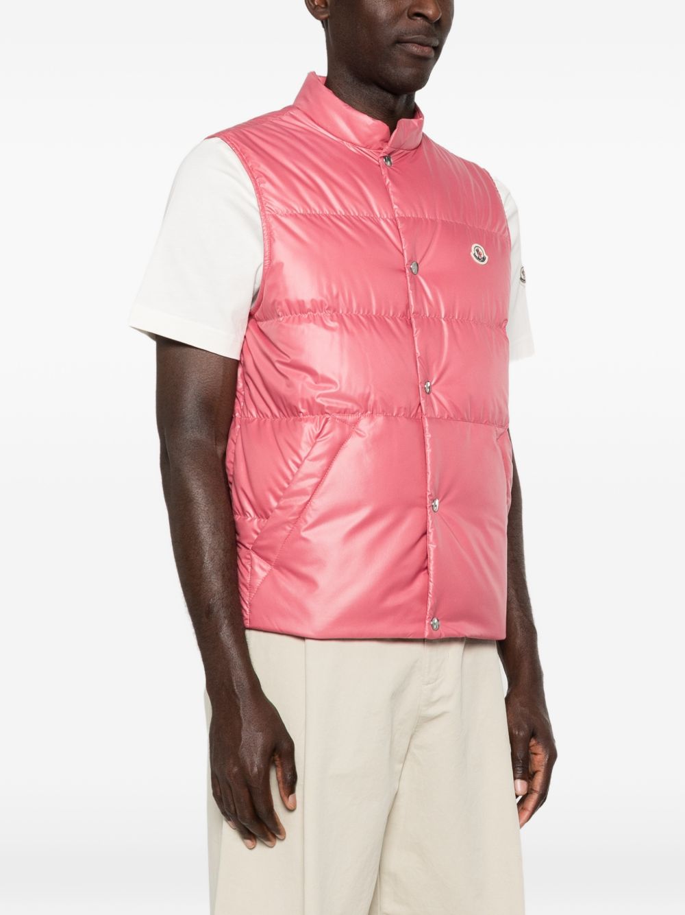 Gilet trapuntato con bottoni "Restigo"