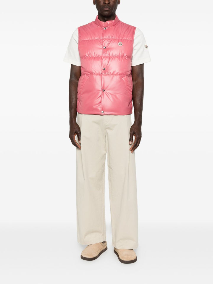 Gilet trapuntato con bottoni "Restigo"