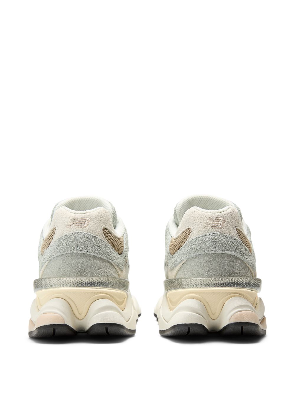 Sneakers con inserti in pelle scamosciata "9060"