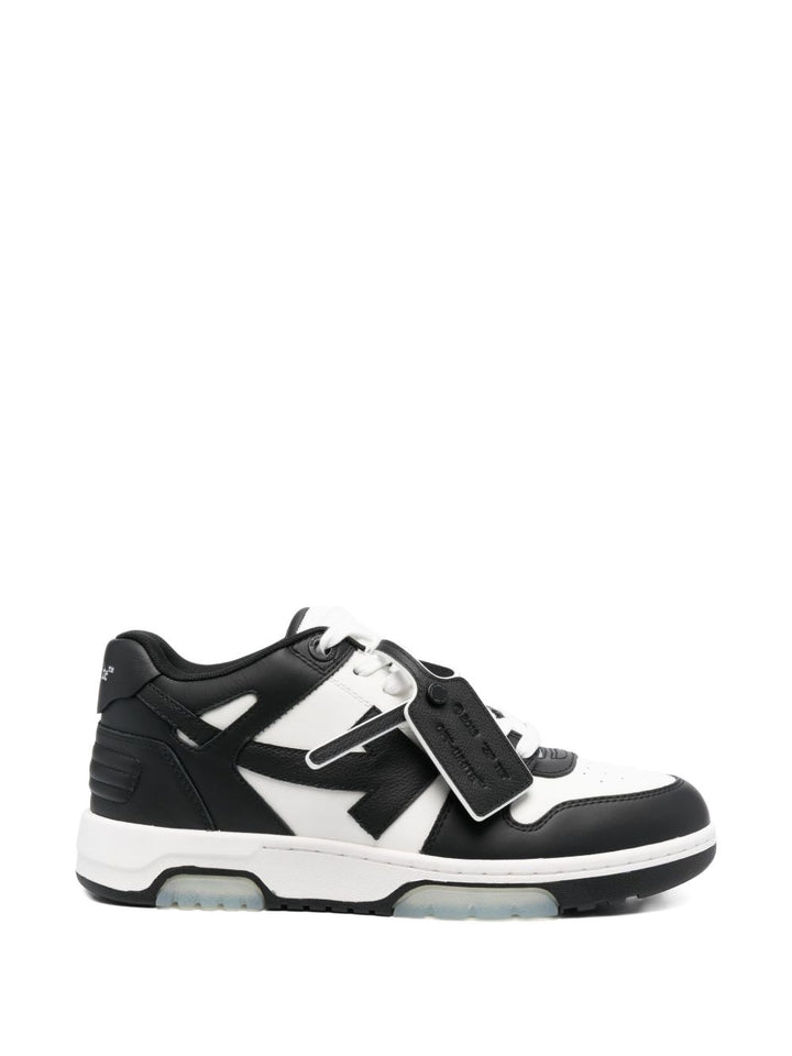 Sneakers "Out Of Office"