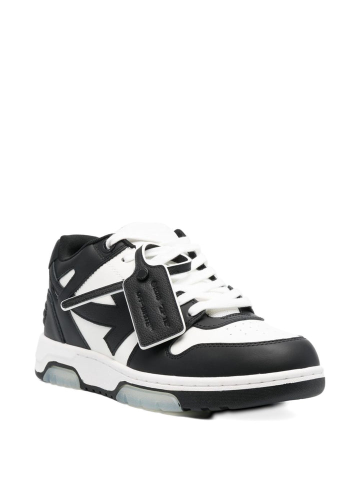 Sneakers "Out Of Office"
